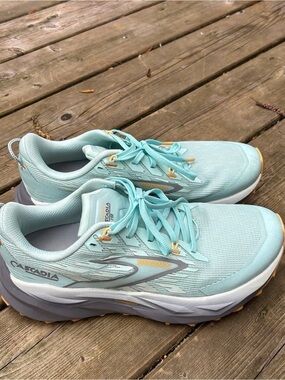 Brooks Women's Cascadia Trail Running Shoes in Mint with Gold Accents